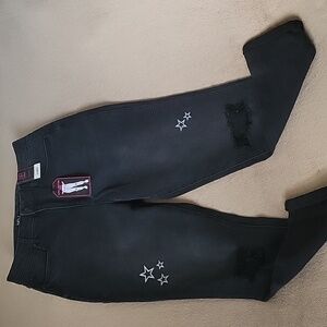 No Boundaries Distressed Mom Jeans